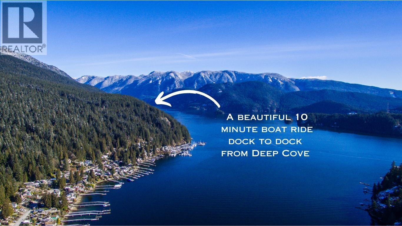 26 BRIGHTON BEACH, North Vancouver