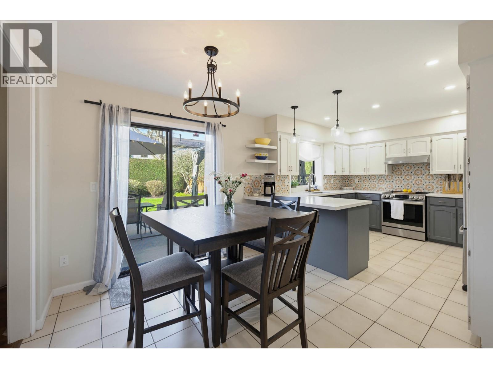 5350 BENTLEY Crescent, Delta