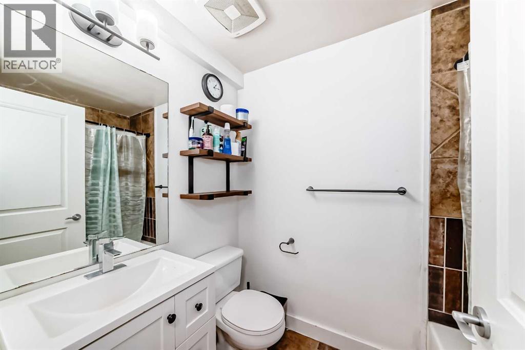 Single Family House for Sale in    Avenue SW Mission Calgary 