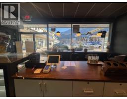 38114 2nd Avenue, Squamish, BC V8B0A6 Photo 14