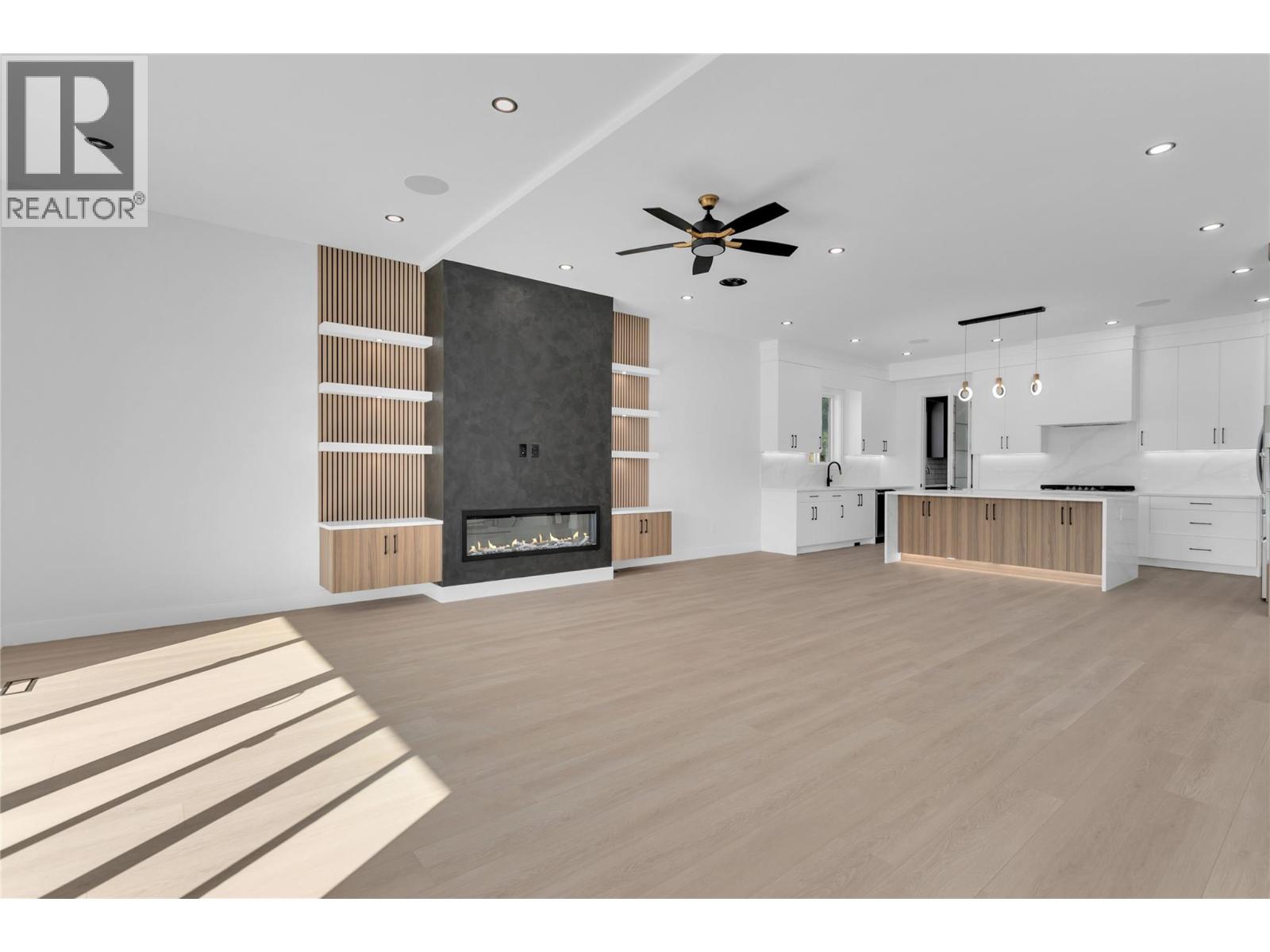 1176 Hume Avenue, Kelowna