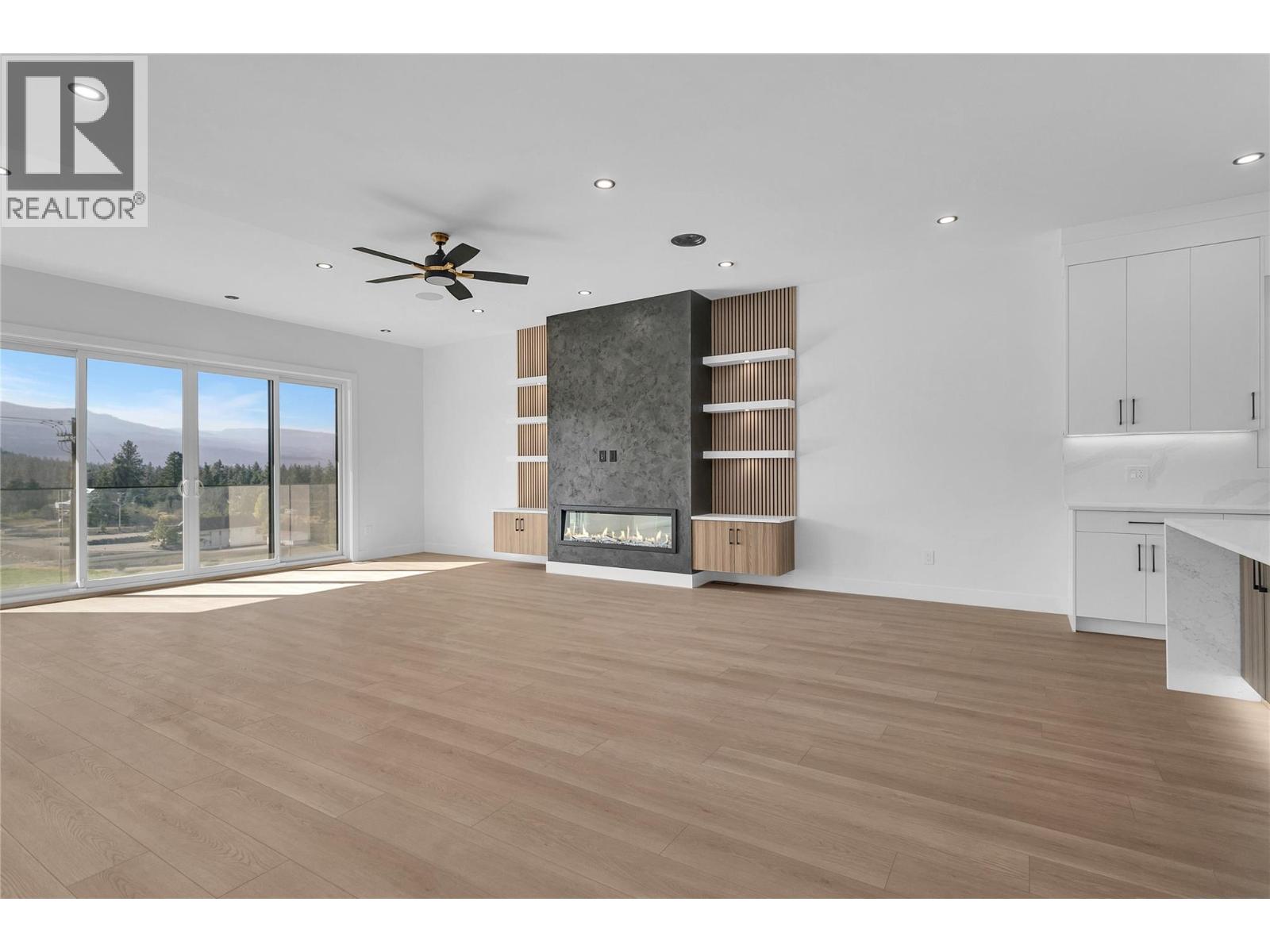 1176 Hume Avenue, Kelowna