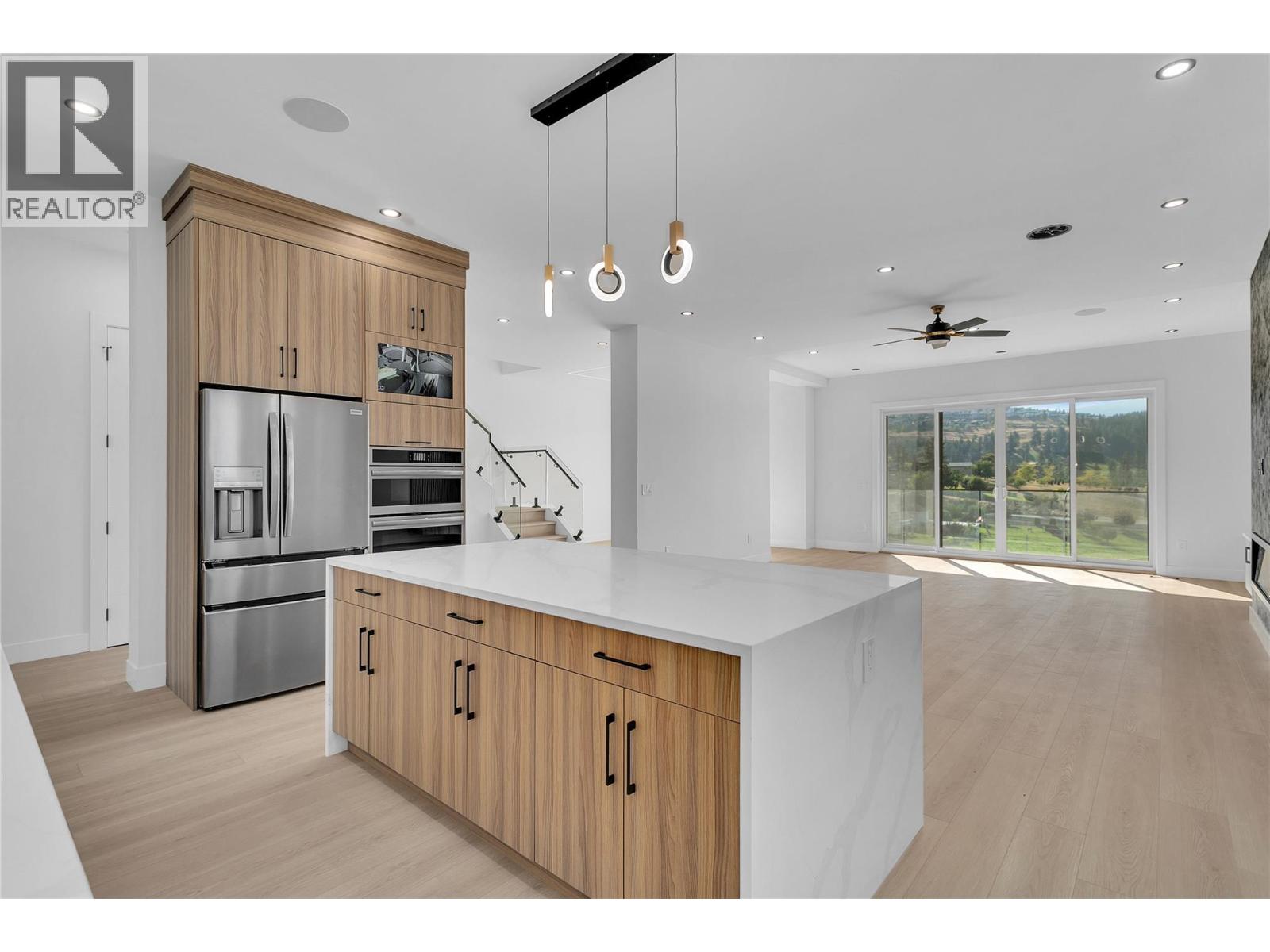 1176 Hume Avenue, Kelowna