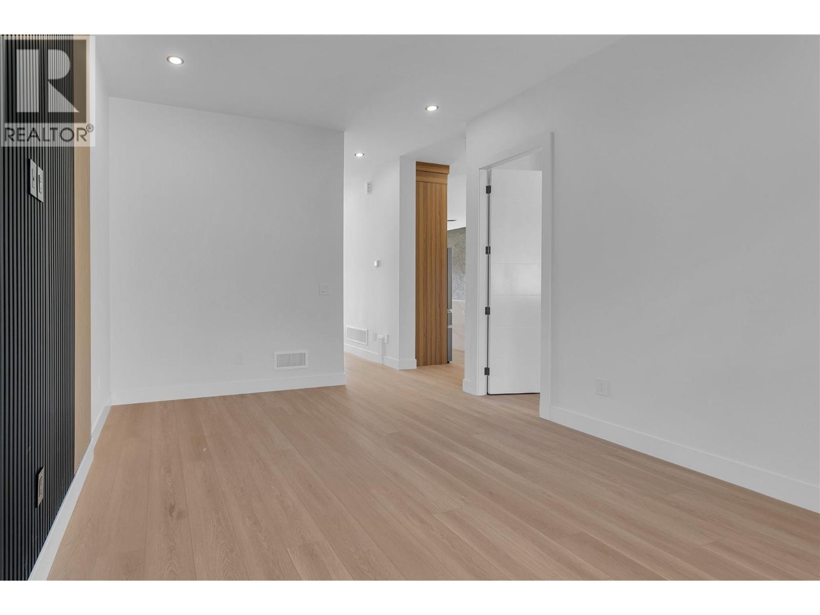 1176 Hume Avenue, Kelowna