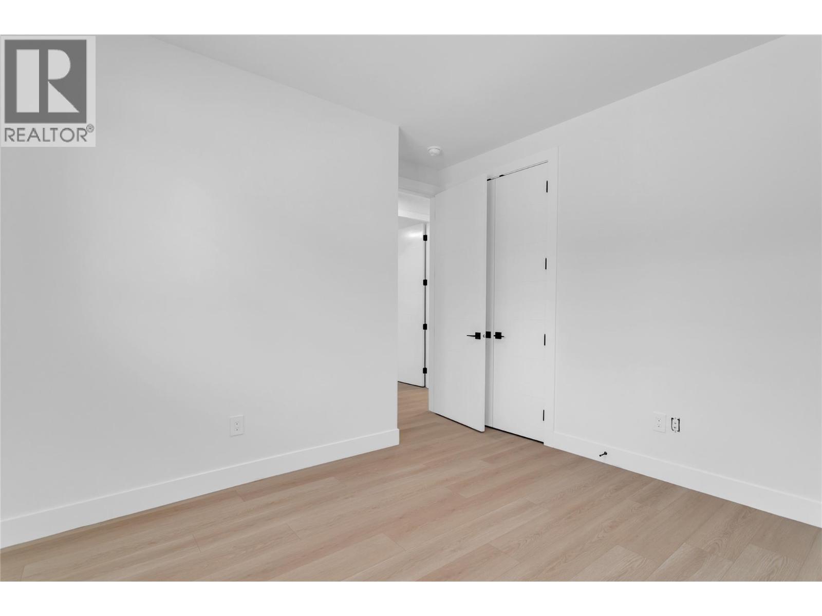 1176 Hume Avenue, Kelowna