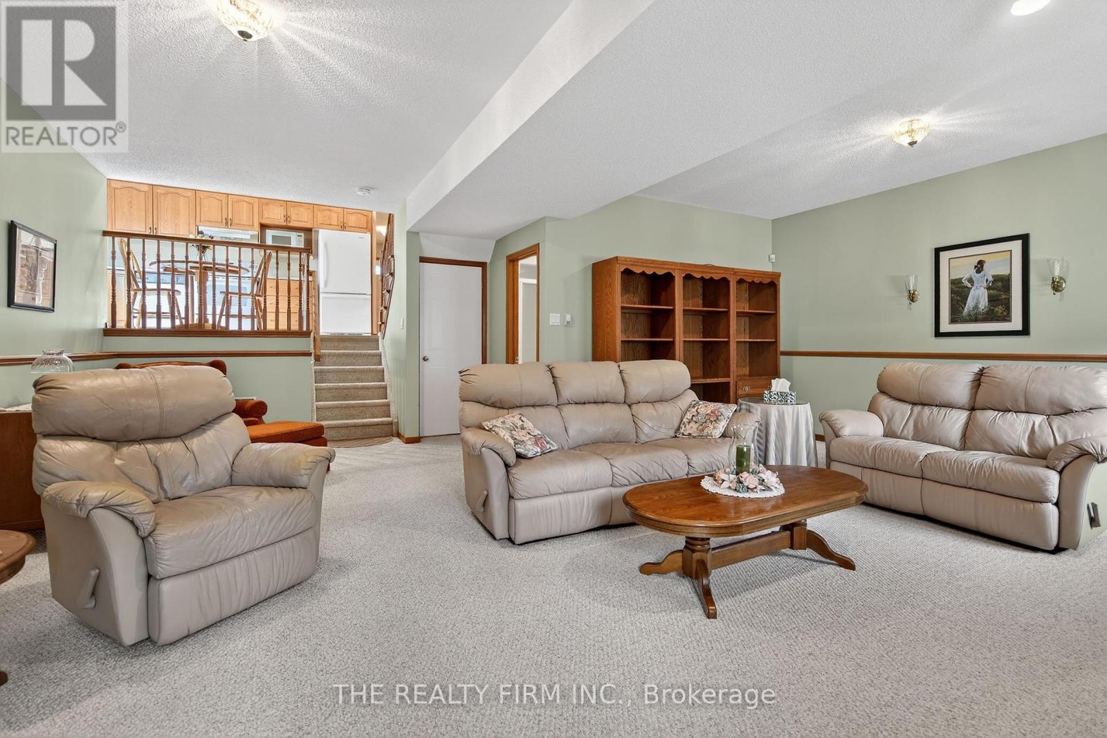 18 EULA WHITE PLACE Property Photo