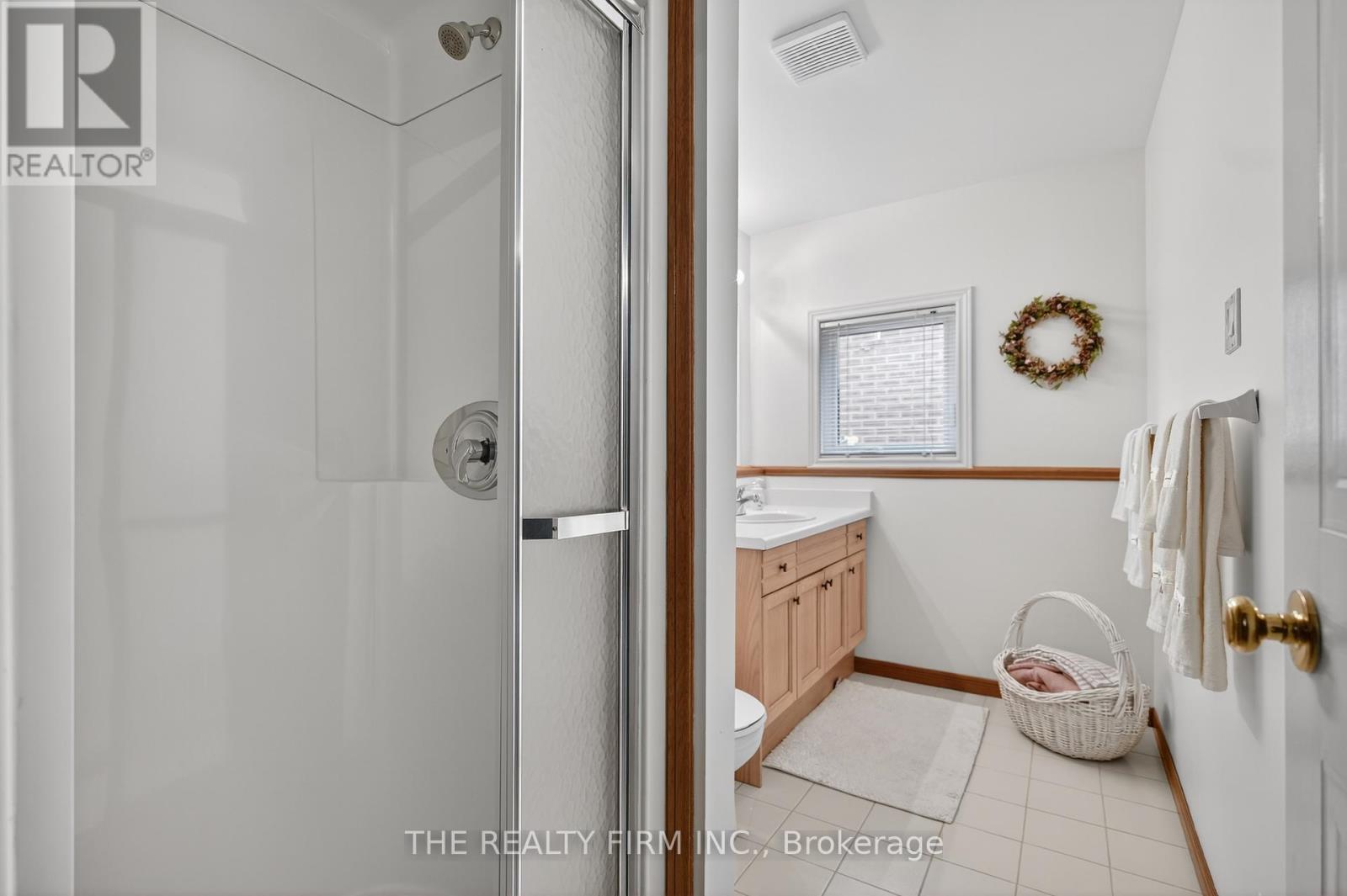 18 EULA WHITE PLACE Property Photo