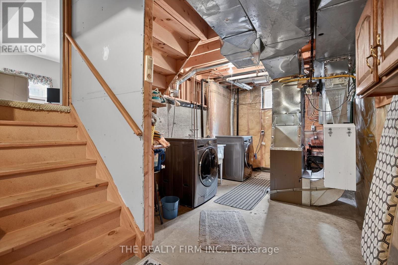 18 EULA WHITE PLACE Property Photo