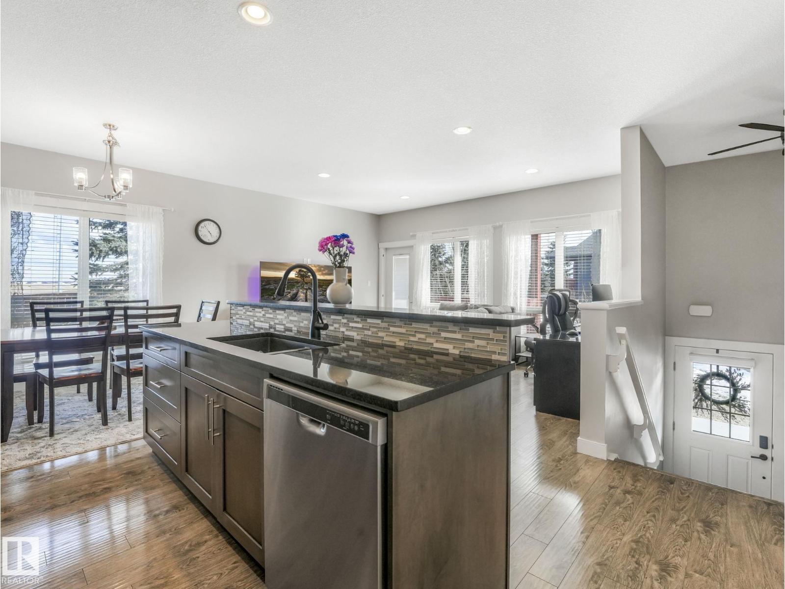 1304 GRAYBRIAR GR, Stony Plain