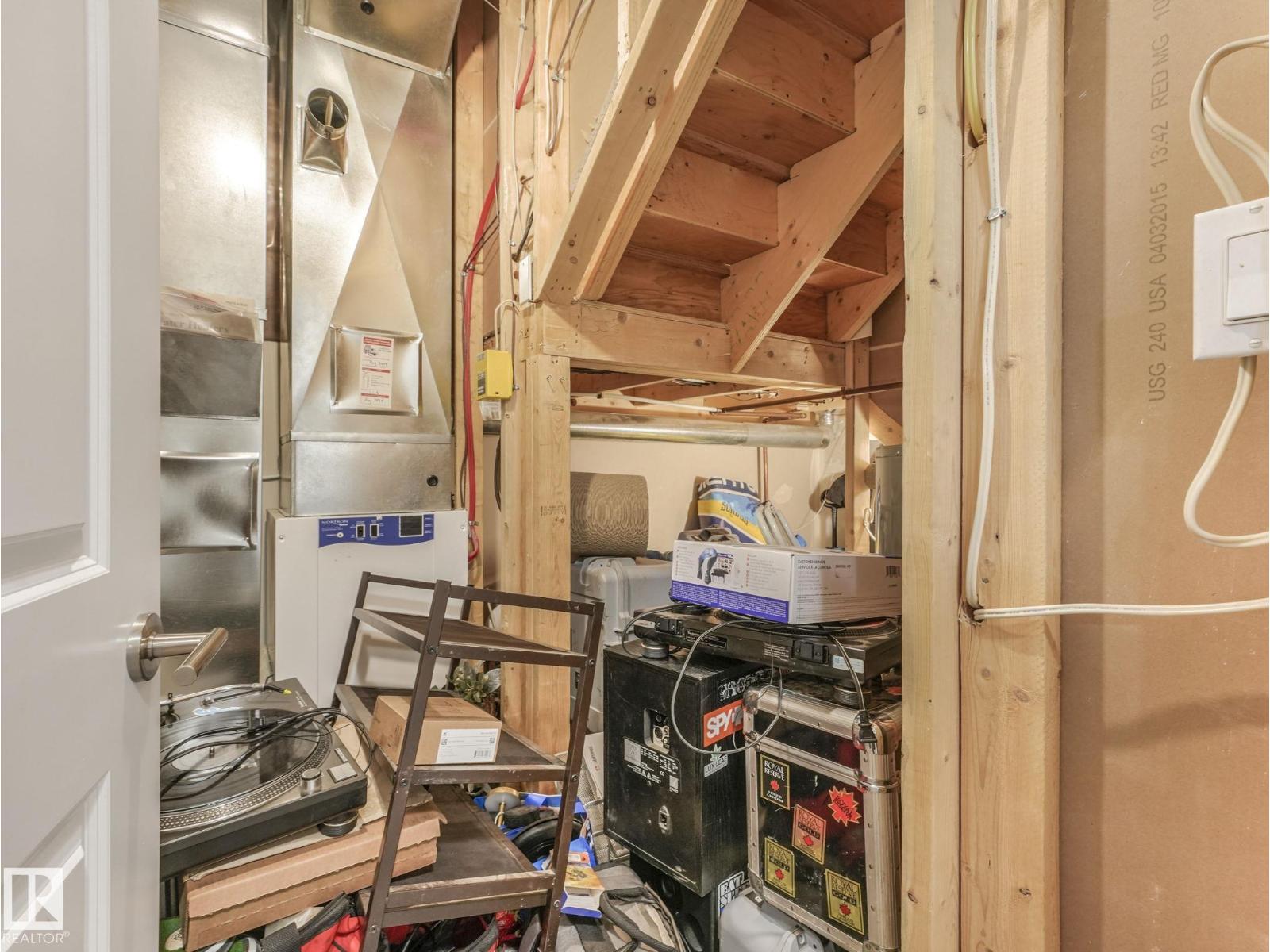 1304 GRAYBRIAR GR, Stony Plain