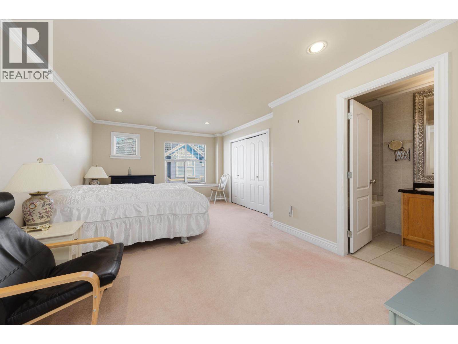 6 7188 BLUNDELL ROAD, Richmond