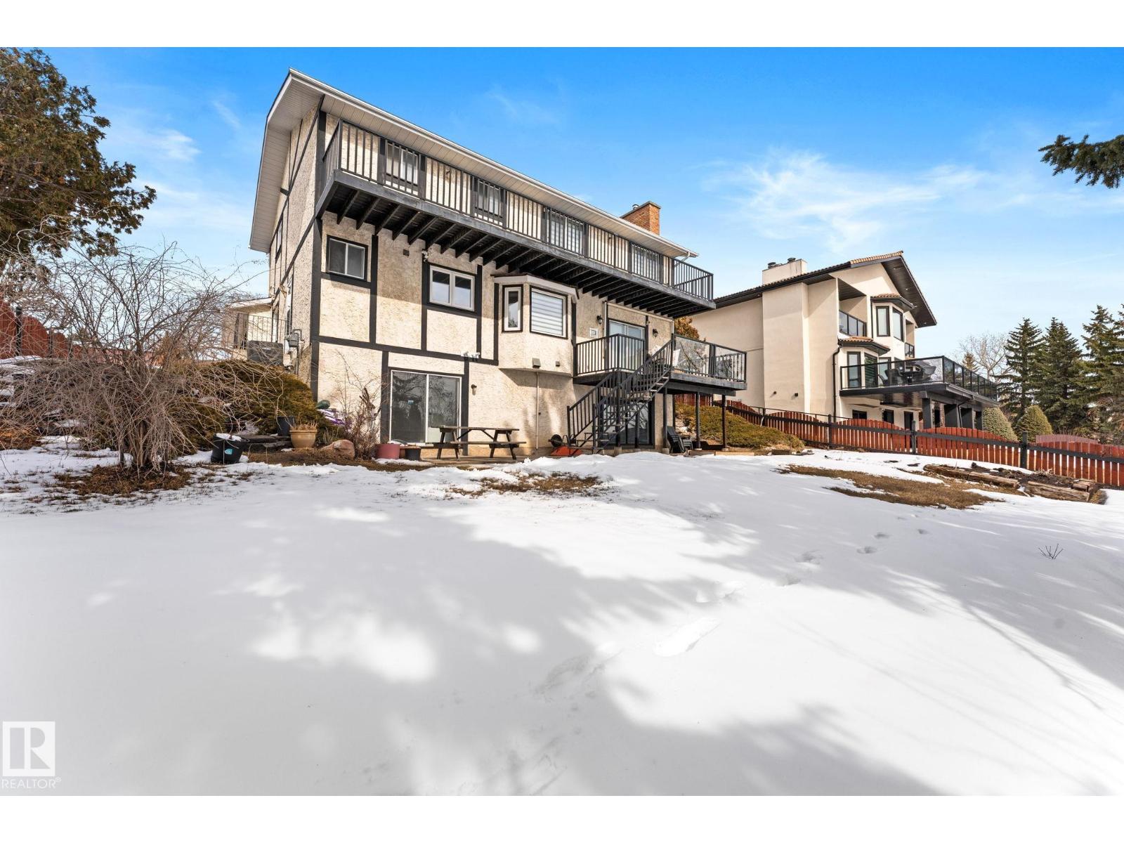 10673 161 AV NW, Edmonton