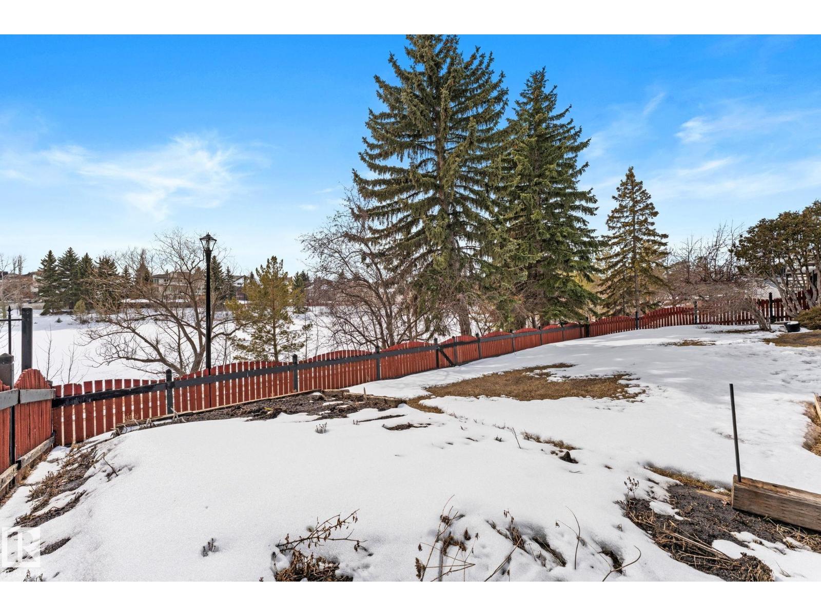 10673 161 AV NW, Edmonton