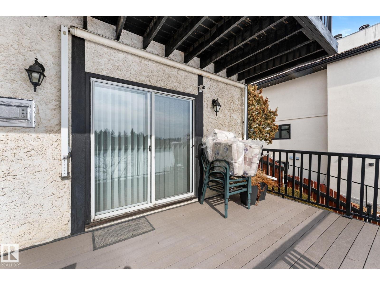 10673 161 AV NW, Edmonton