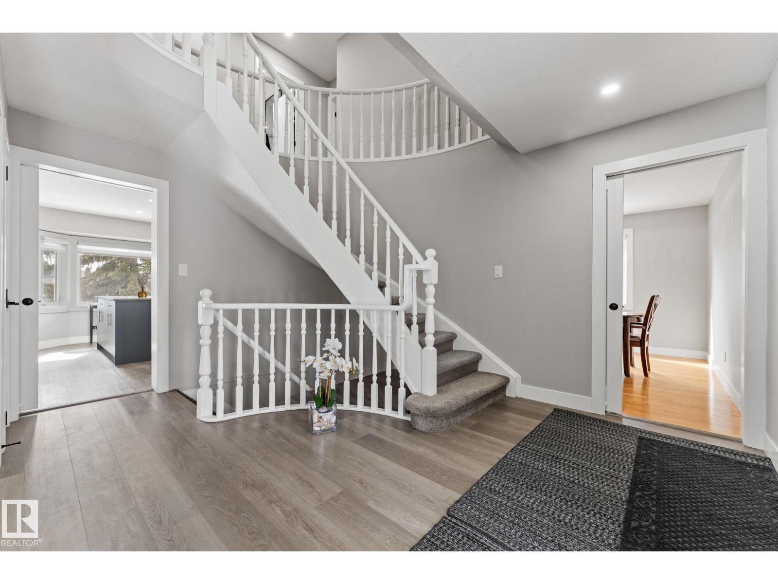 10673 161 AV NW, Edmonton