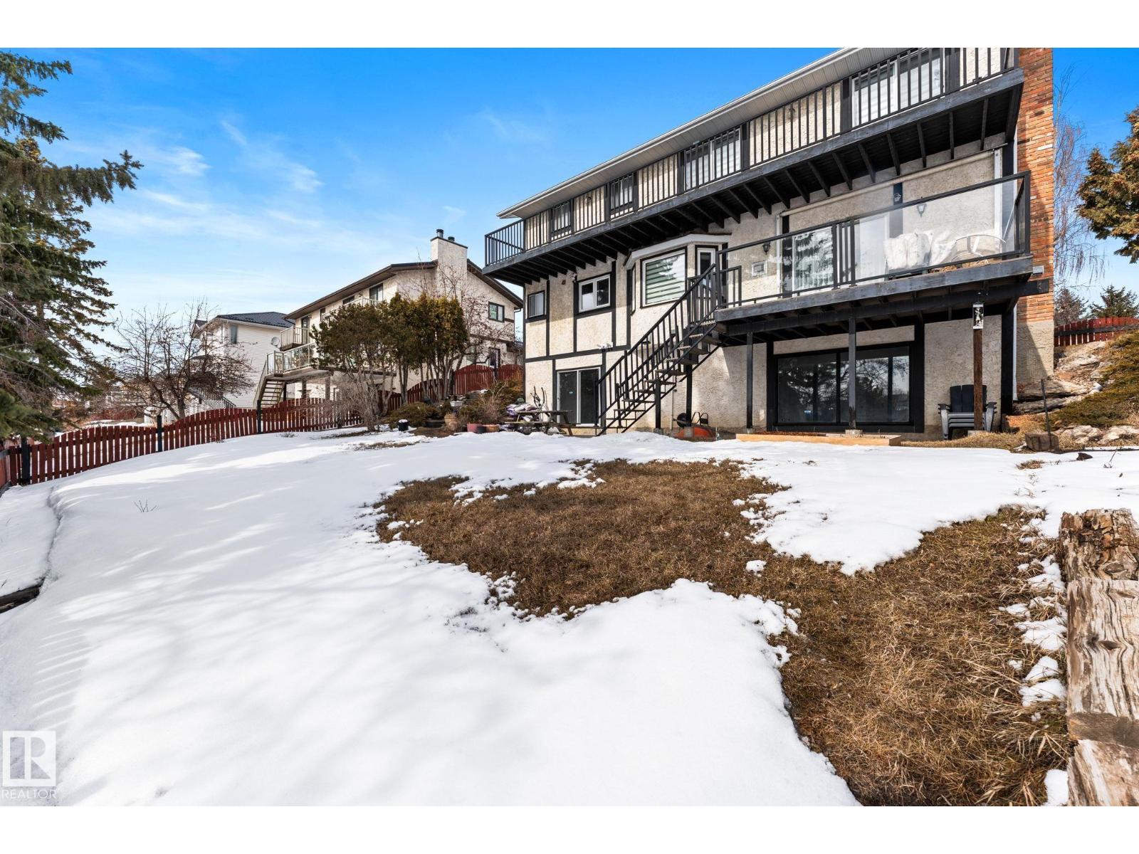 10673 161 AV NW, Edmonton