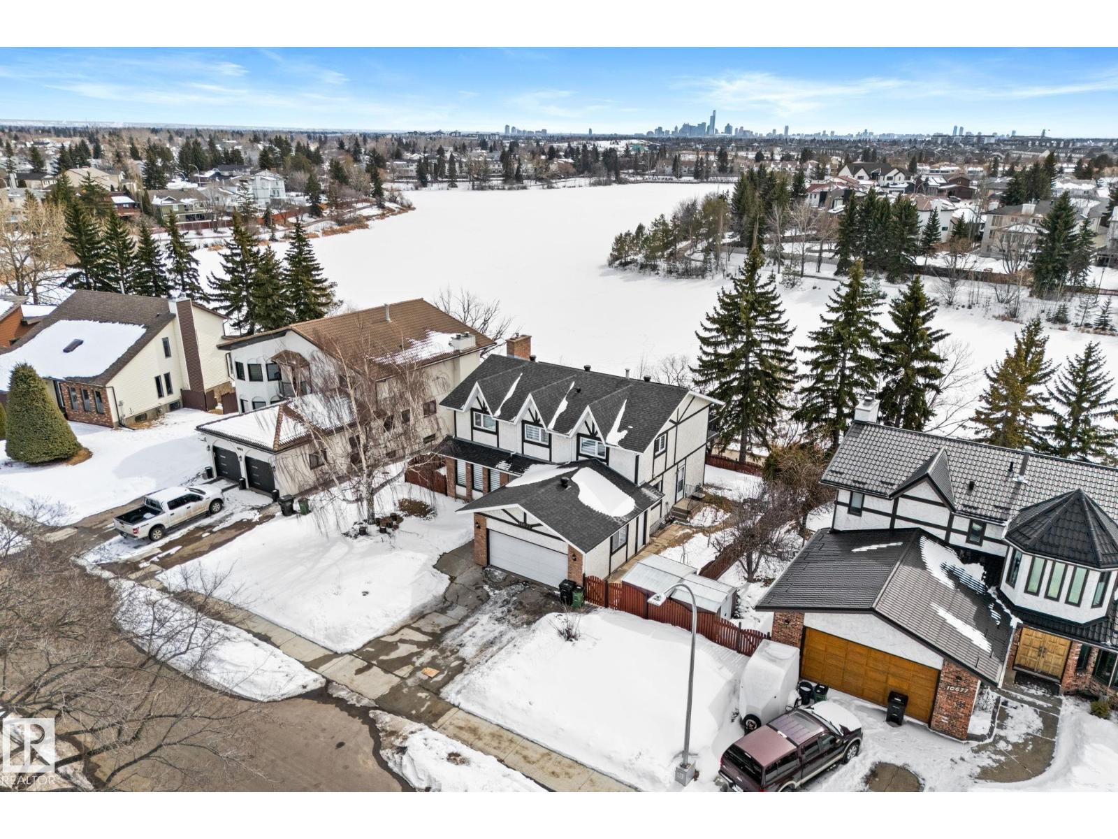 10673 161 AV NW, Edmonton