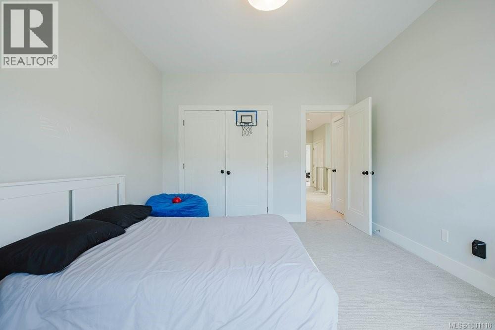 2399 AZURITE CRES - 26