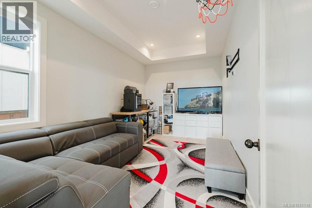 2399 Azurite Cres - 10