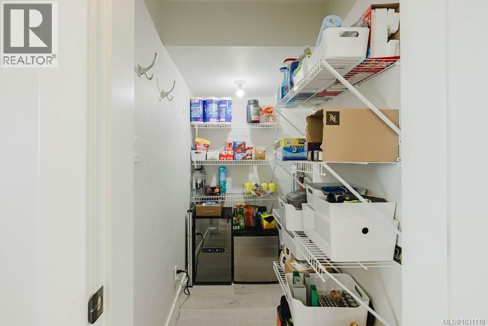 2399 AZURITE CRES - 35