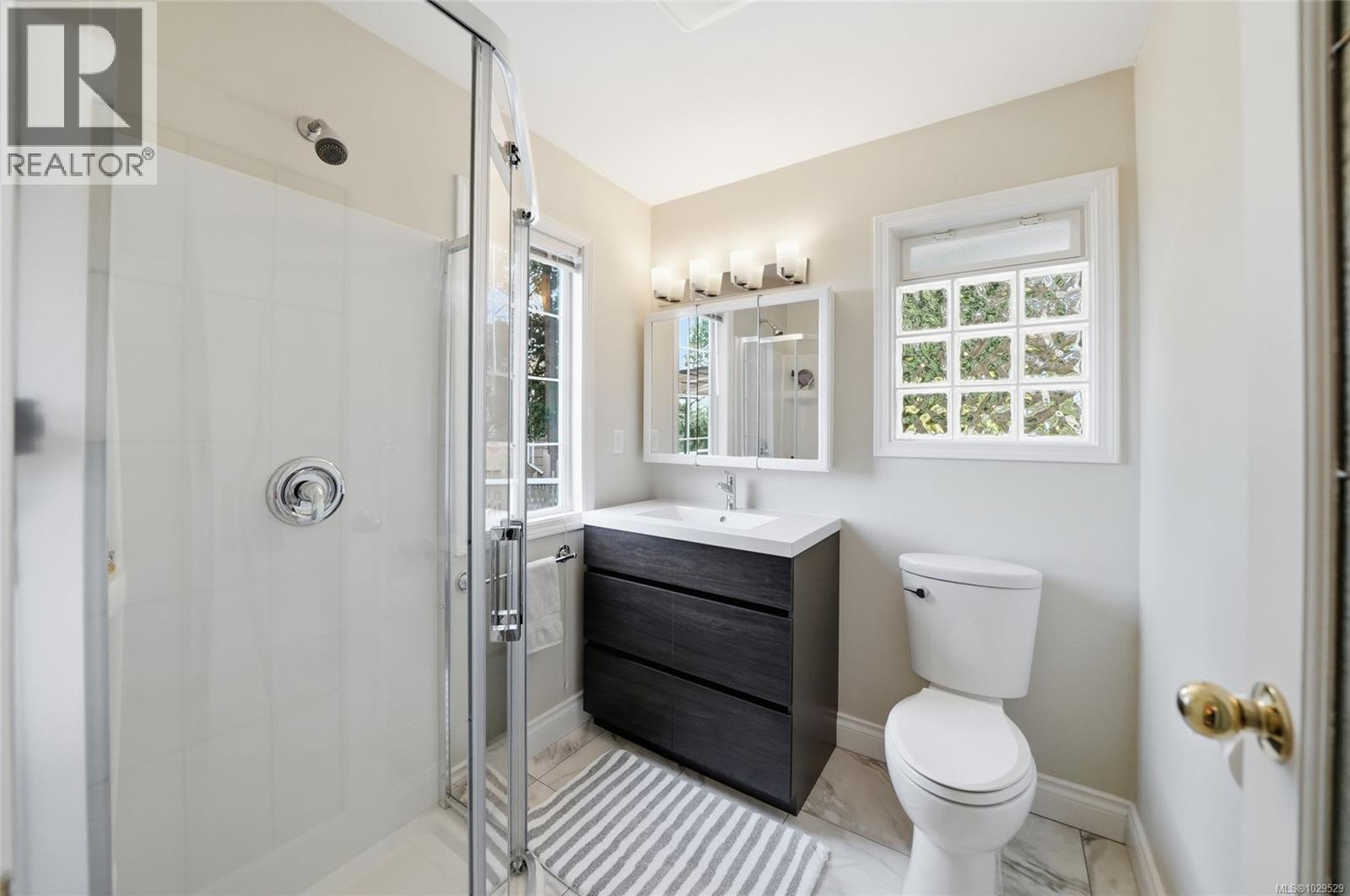 3259 Dolphin Dr - 29