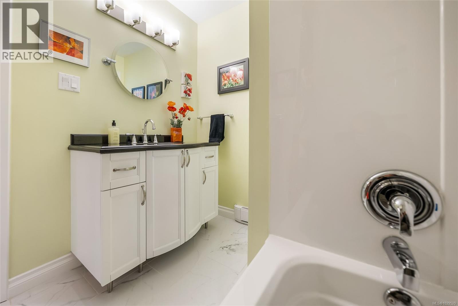 3259 DOLPHIN DR - 31