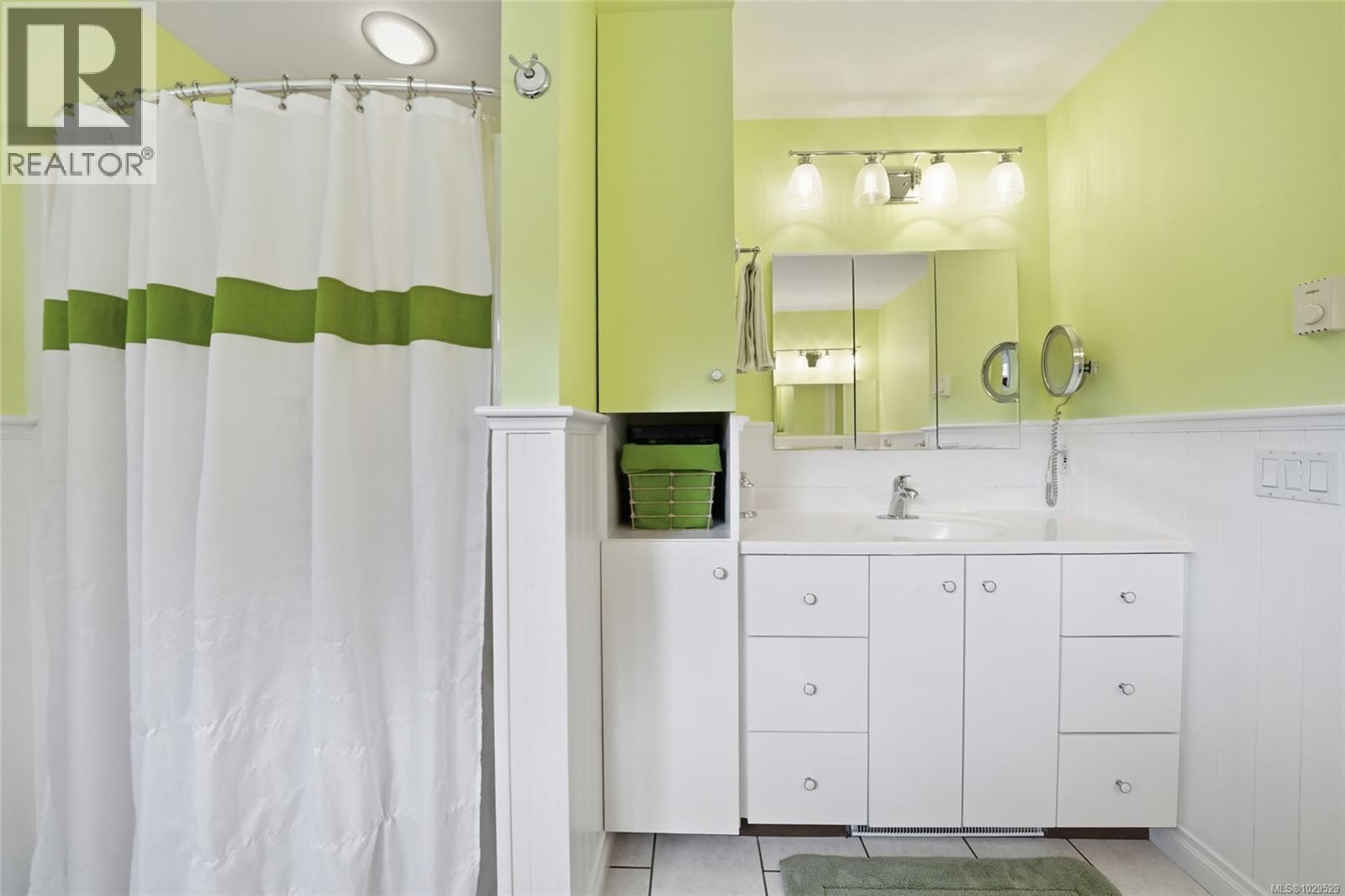 3259 Dolphin Dr - 41