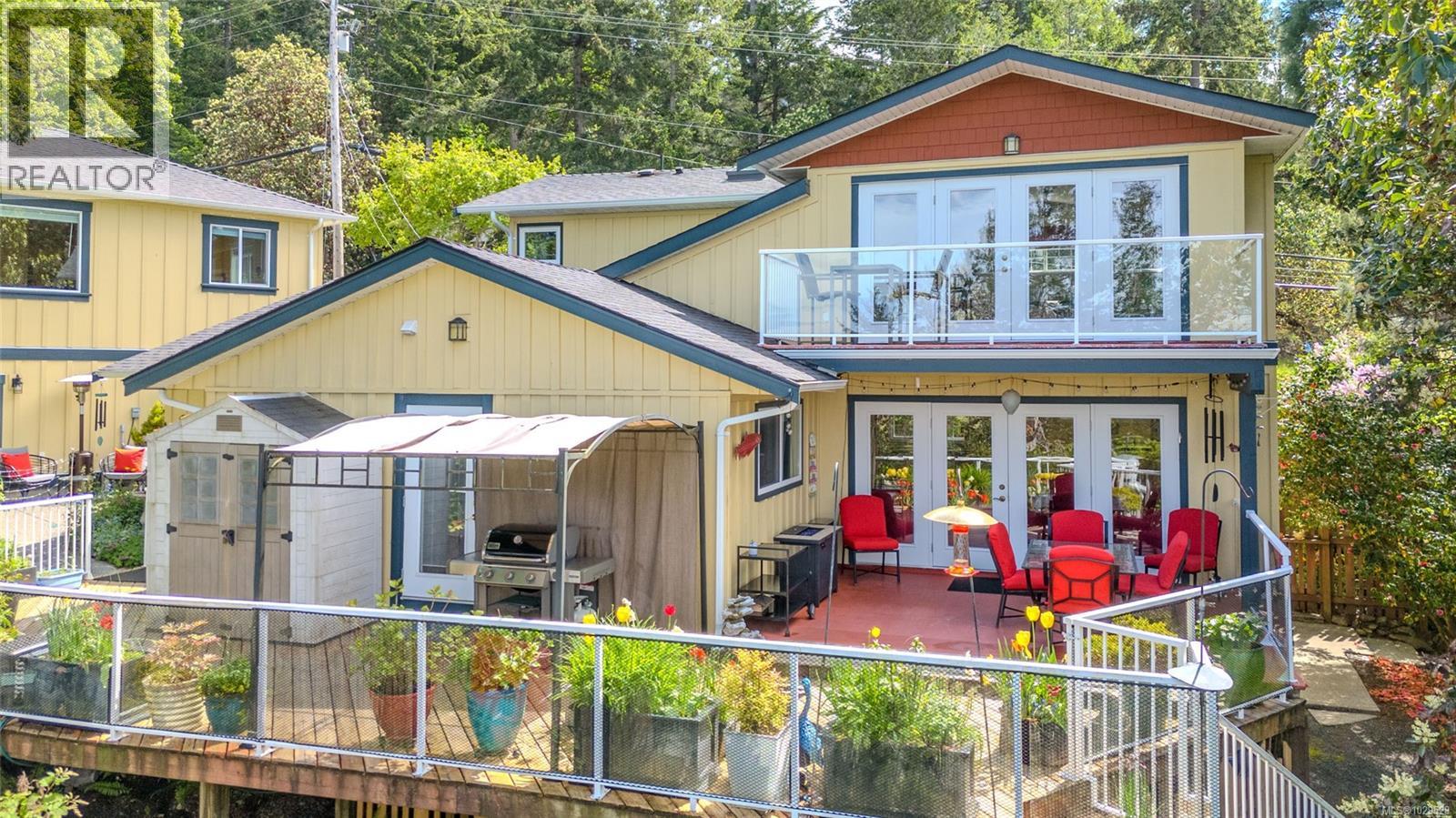 3259 DOLPHIN DR - 42