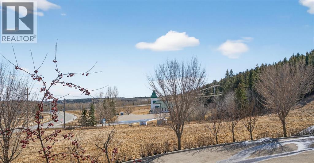 77 George Fox Trail, Cochrane