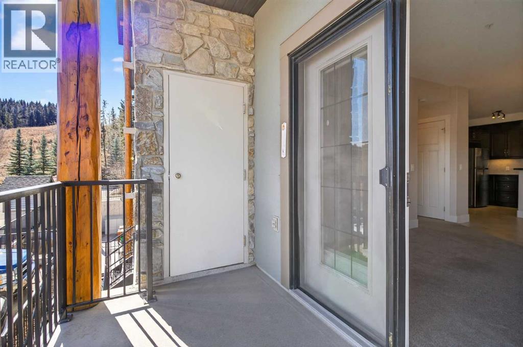 77 George Fox Trail, Cochrane