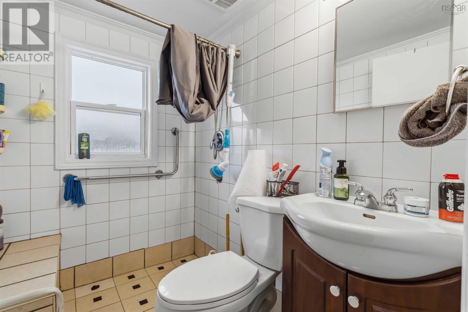 Property 32 of 43 of 149 Todds Island Road