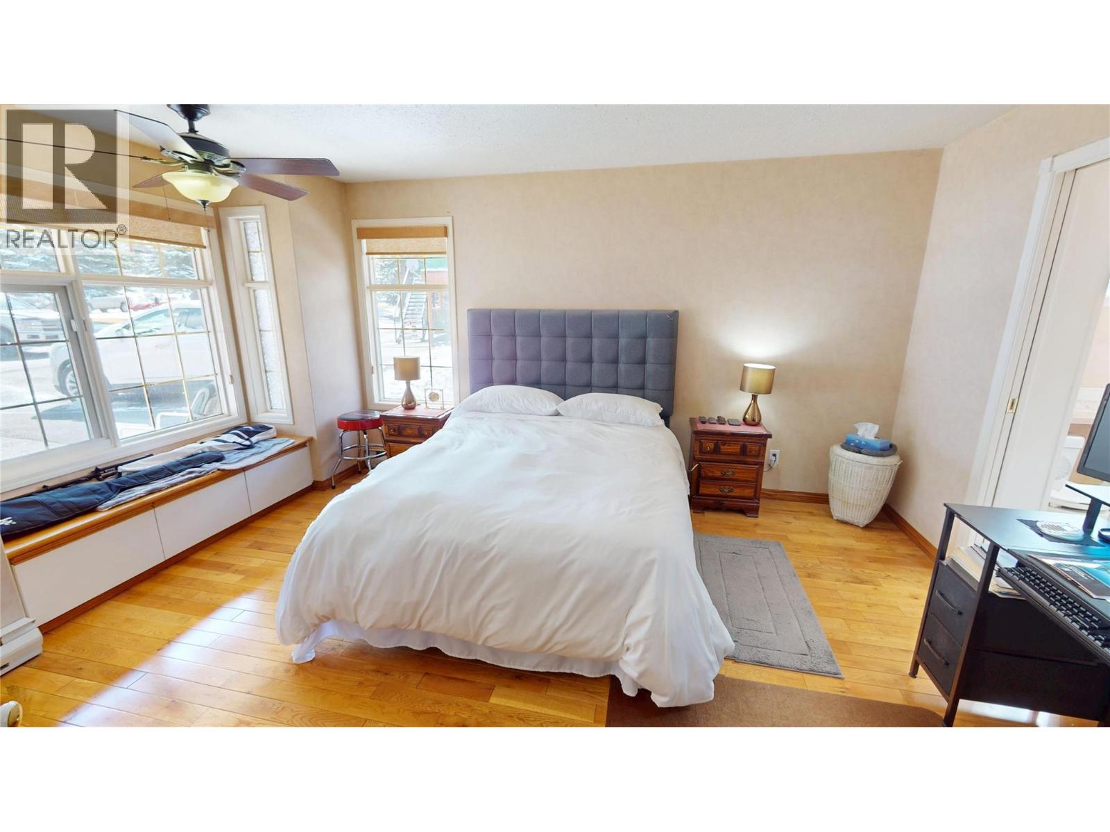#701 5155 Fairway Drive - 16