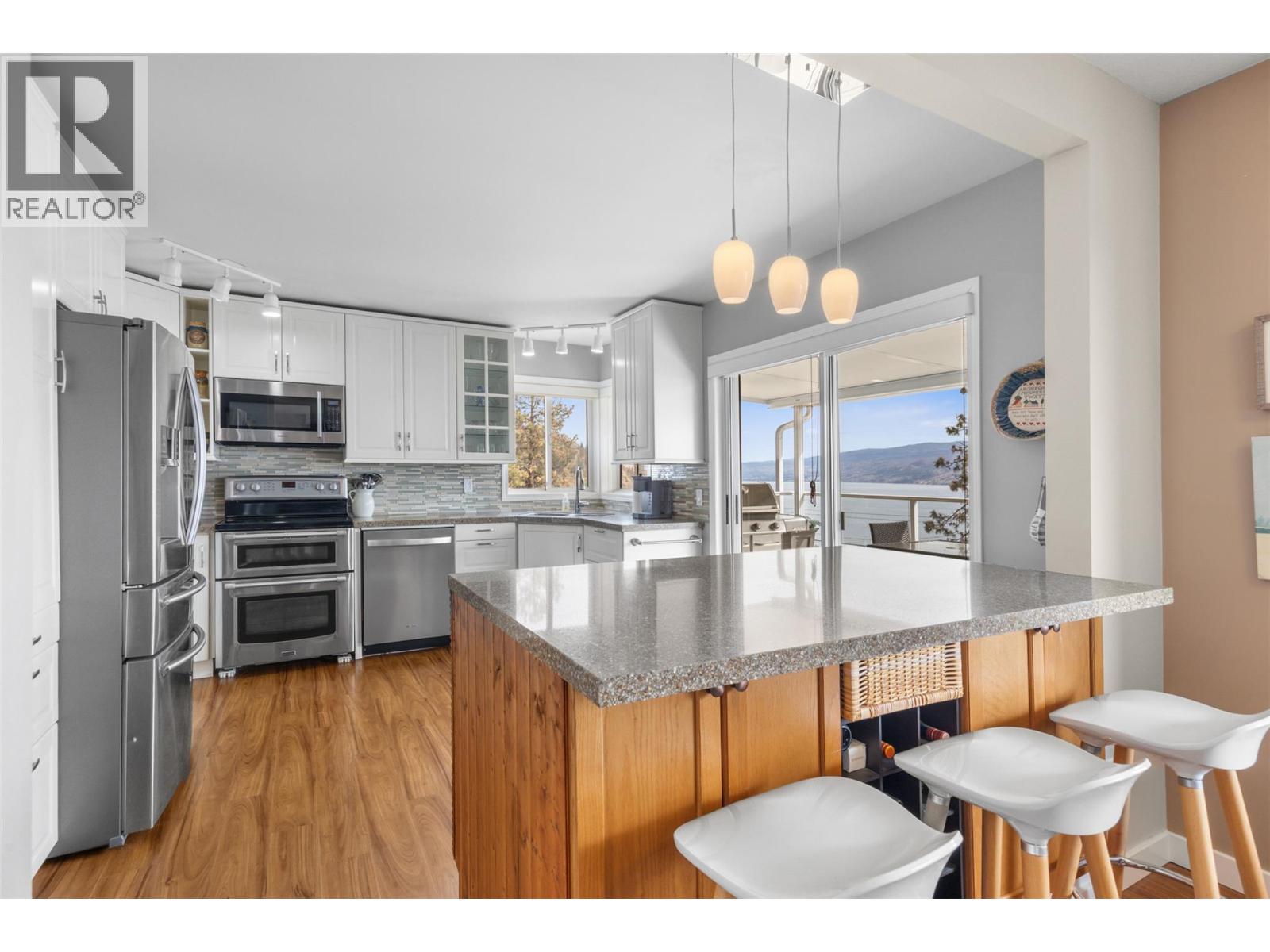 5288 Clarence Road, Peachland