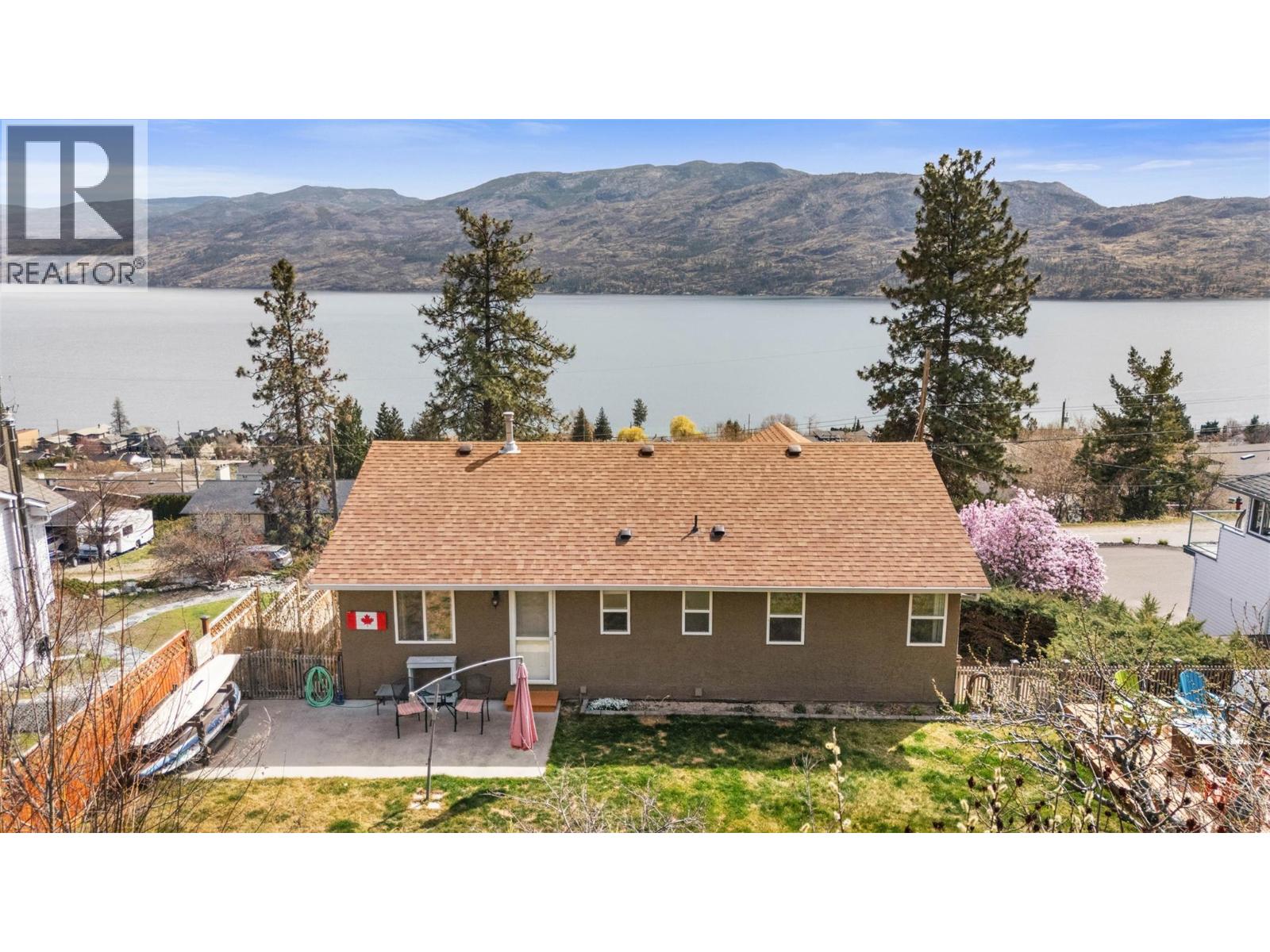 5288 Clarence Road, Peachland