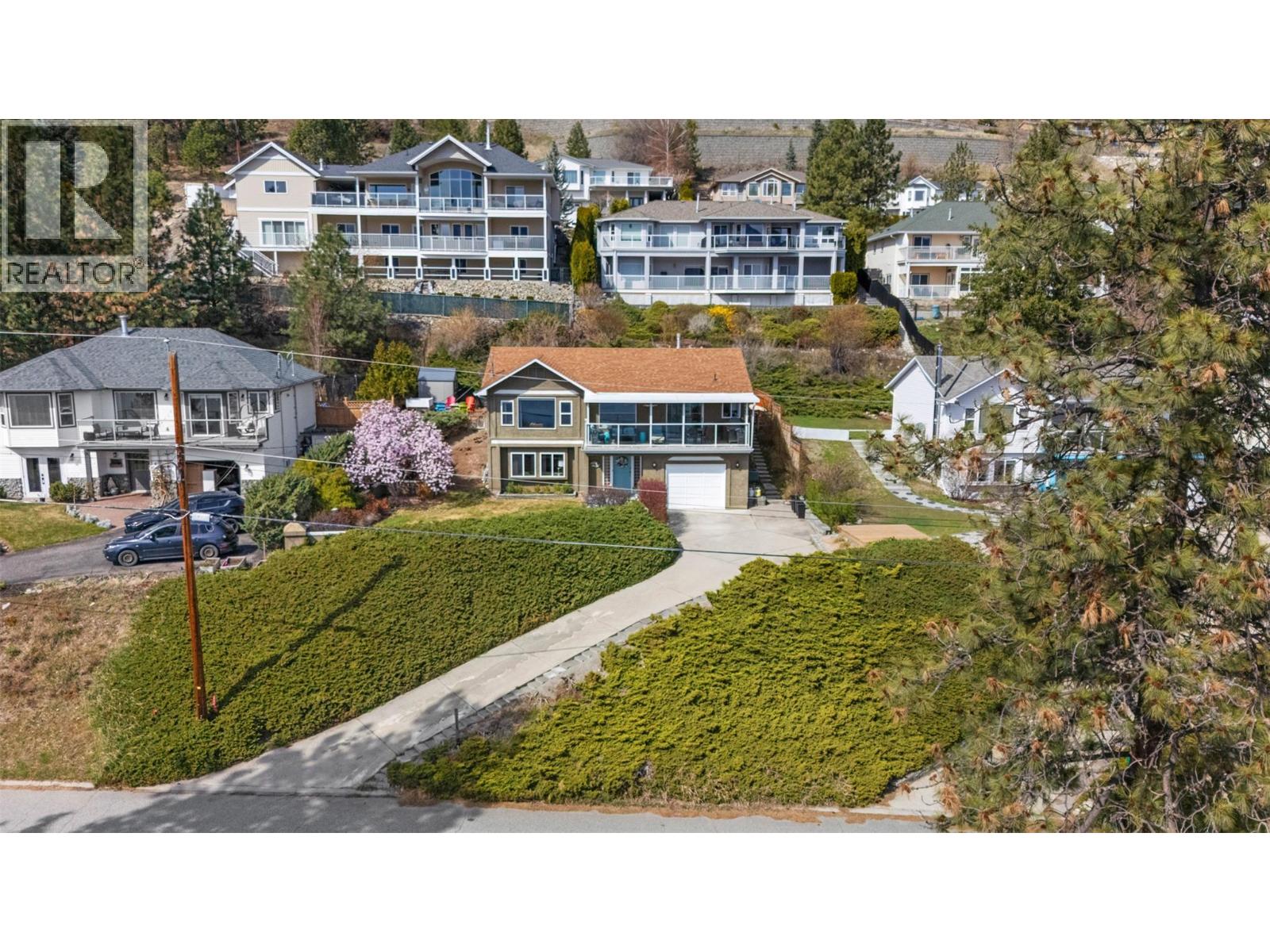 5288 Clarence Road, Peachland