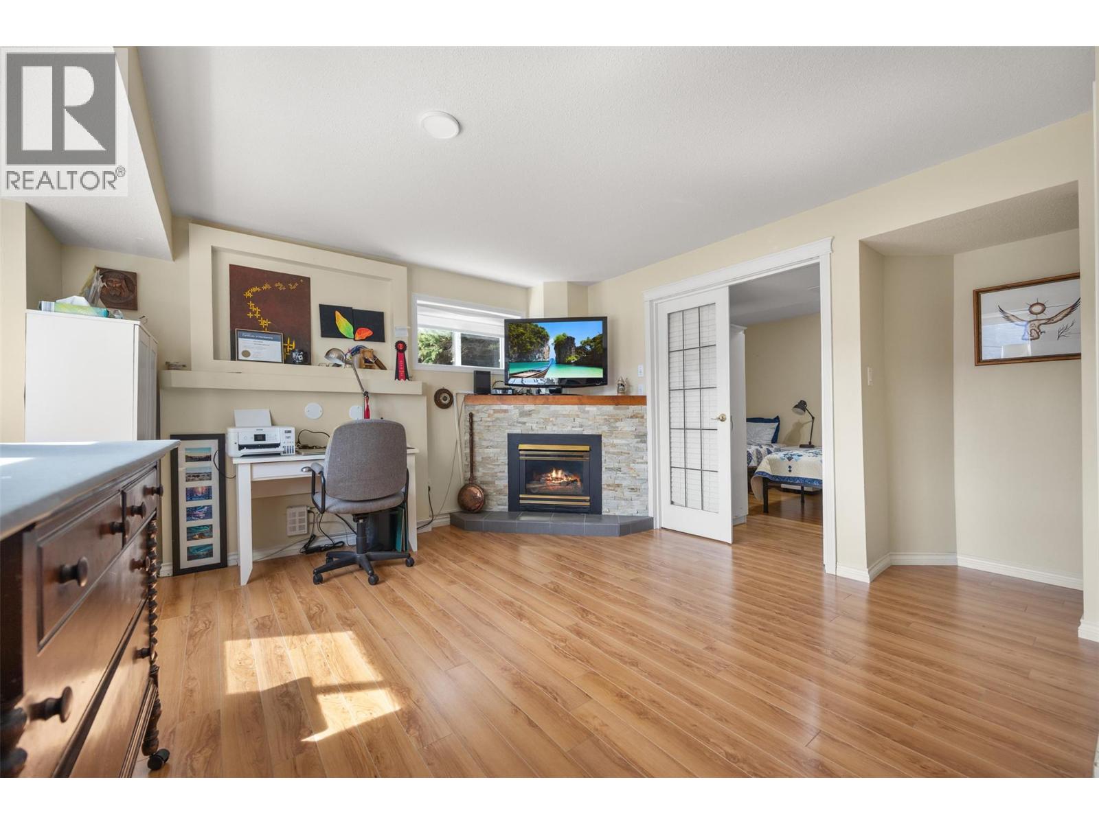 5288 Clarence Road, Peachland