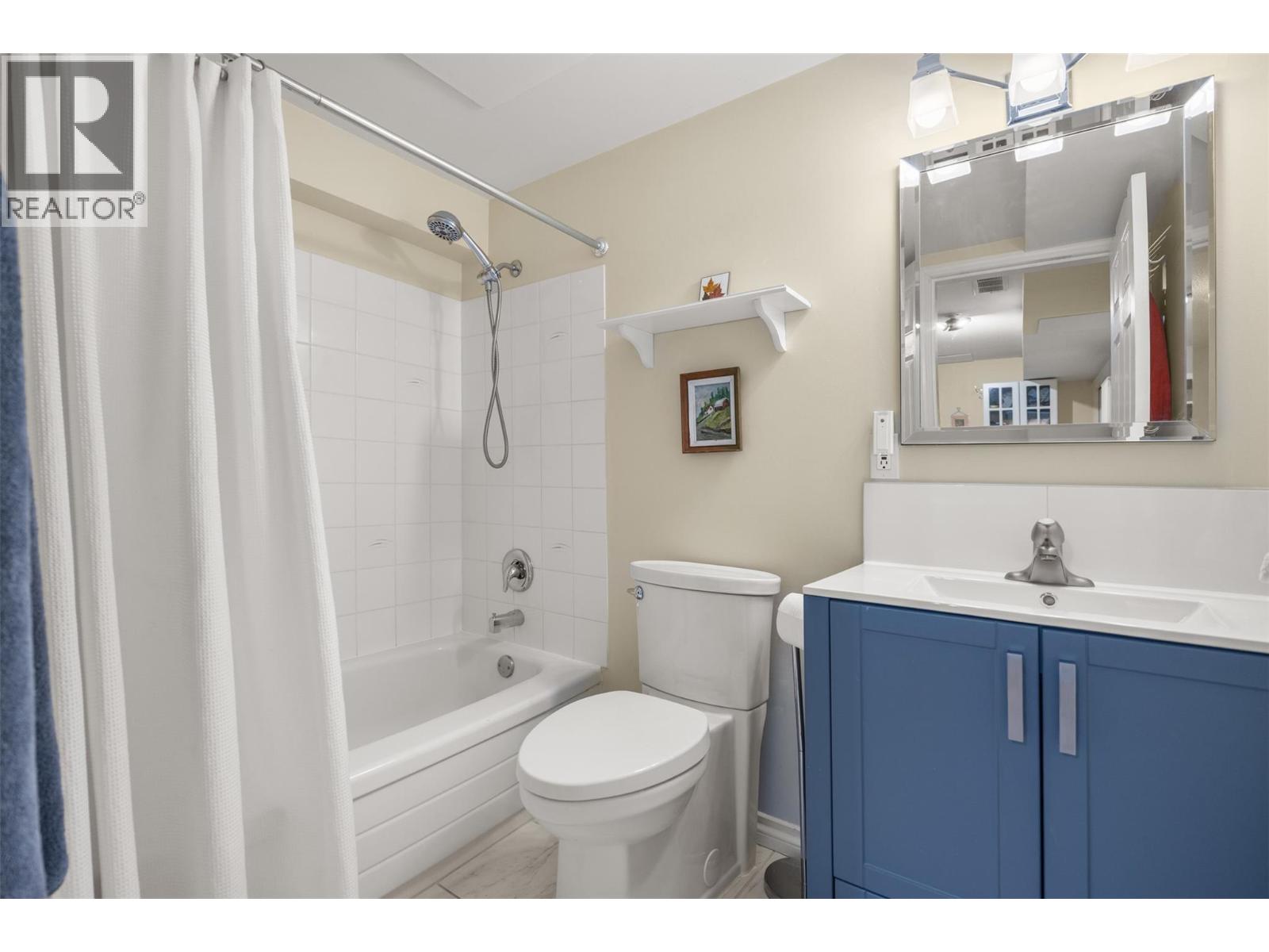 5288 Clarence Road, Peachland