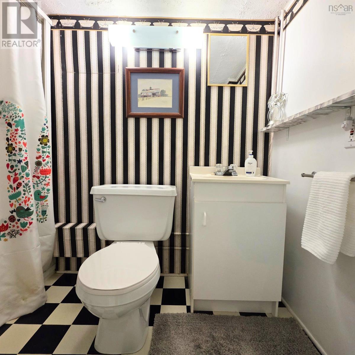 Property 25 of 33 of 99 Ranna Drive