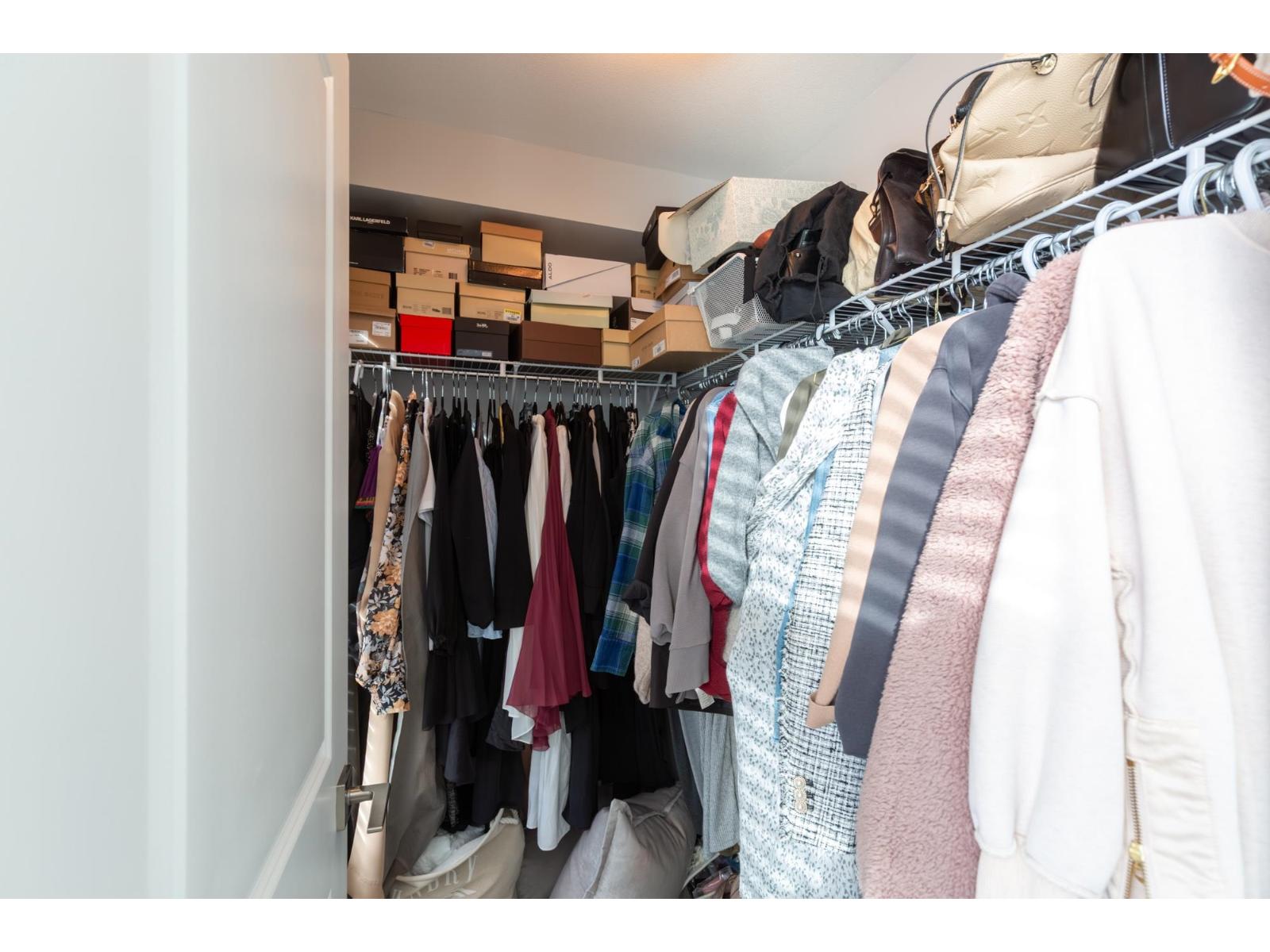 46 8371 202B STREET, Langley