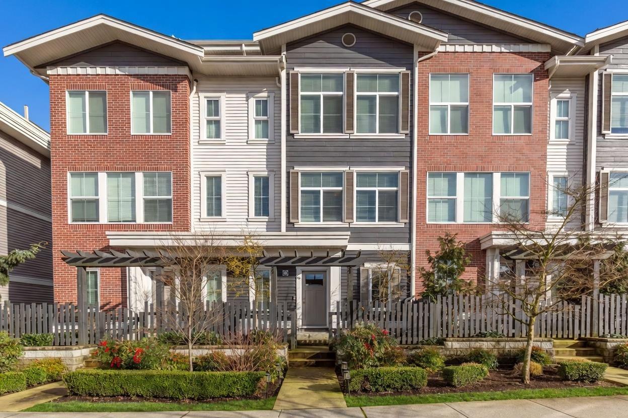 46 8371 202B STREET, Langley