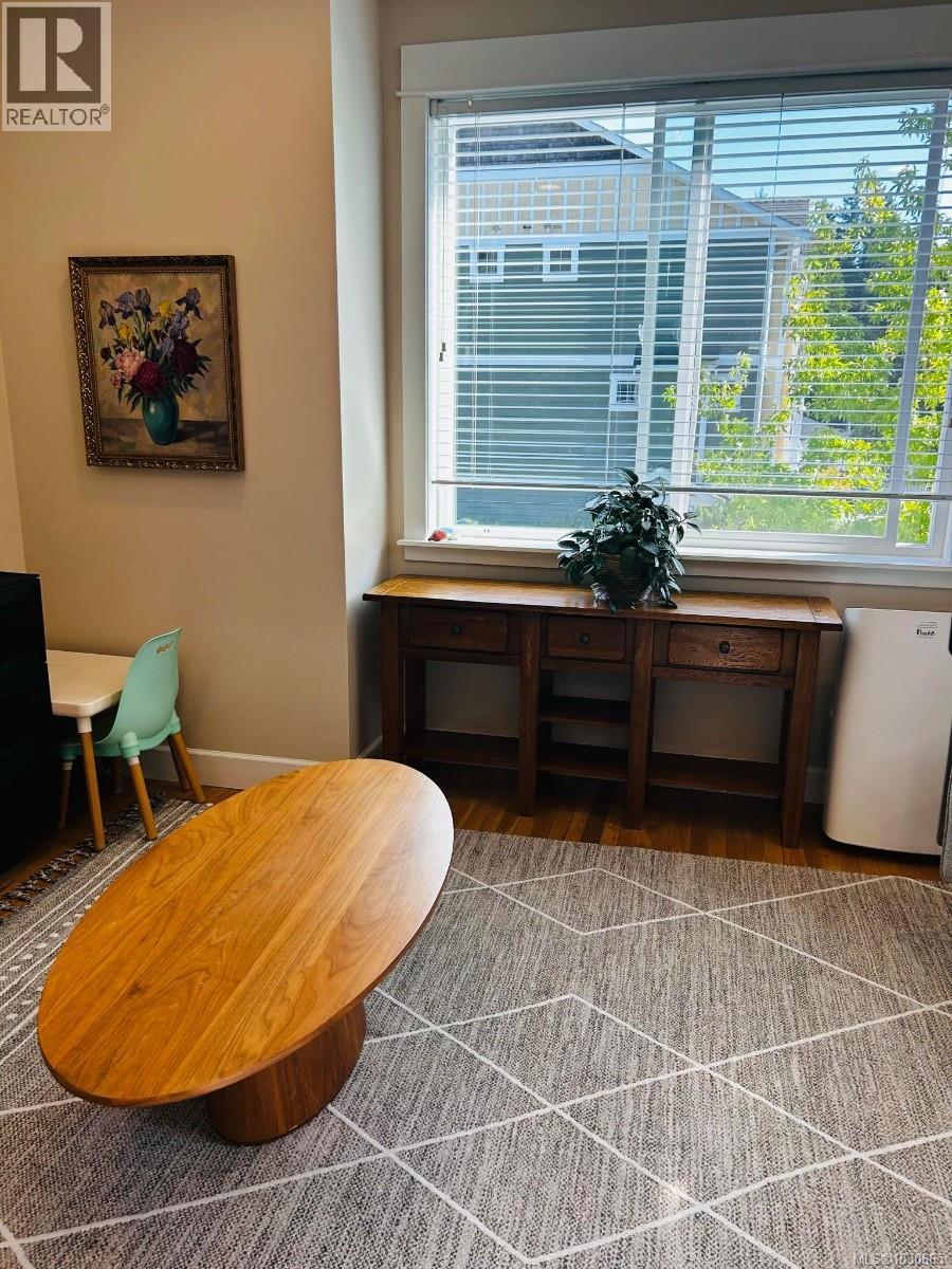 #111 6057 DOUMONT RD - 13