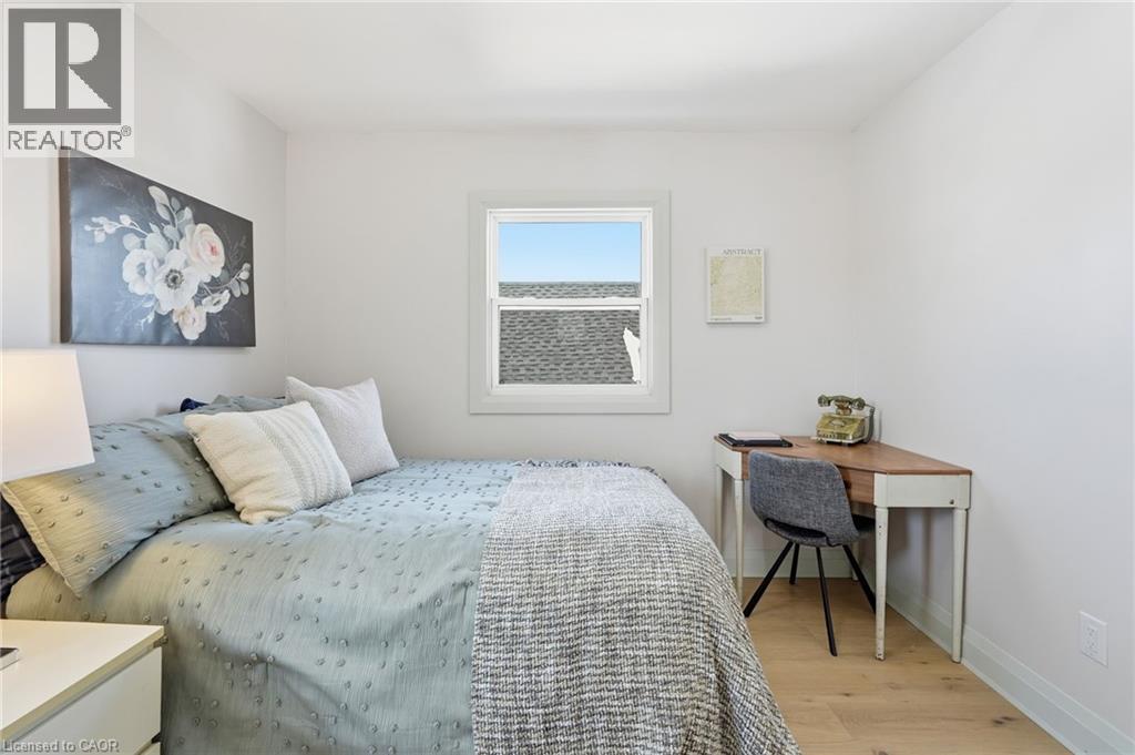 286 EAST 18TH Street - 23