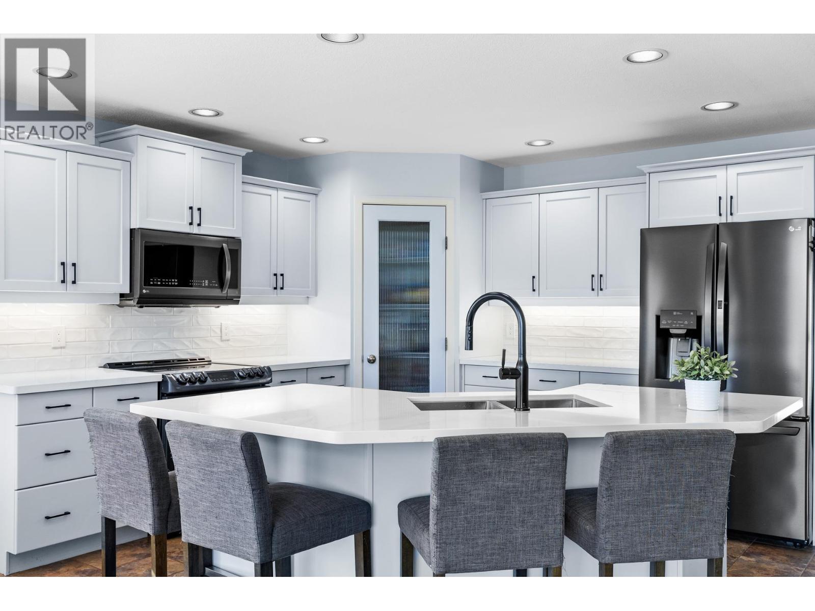  2089 Rose Tree Road, West Kelowna