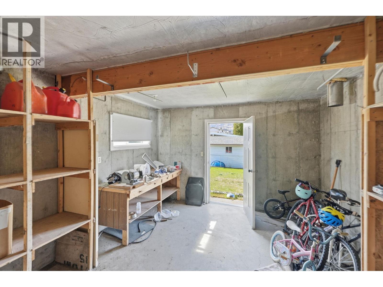 8913 JUBILEE Drive, Osoyoos