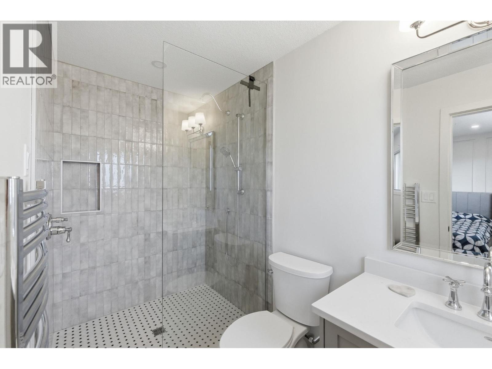 8913 JUBILEE Drive, Osoyoos