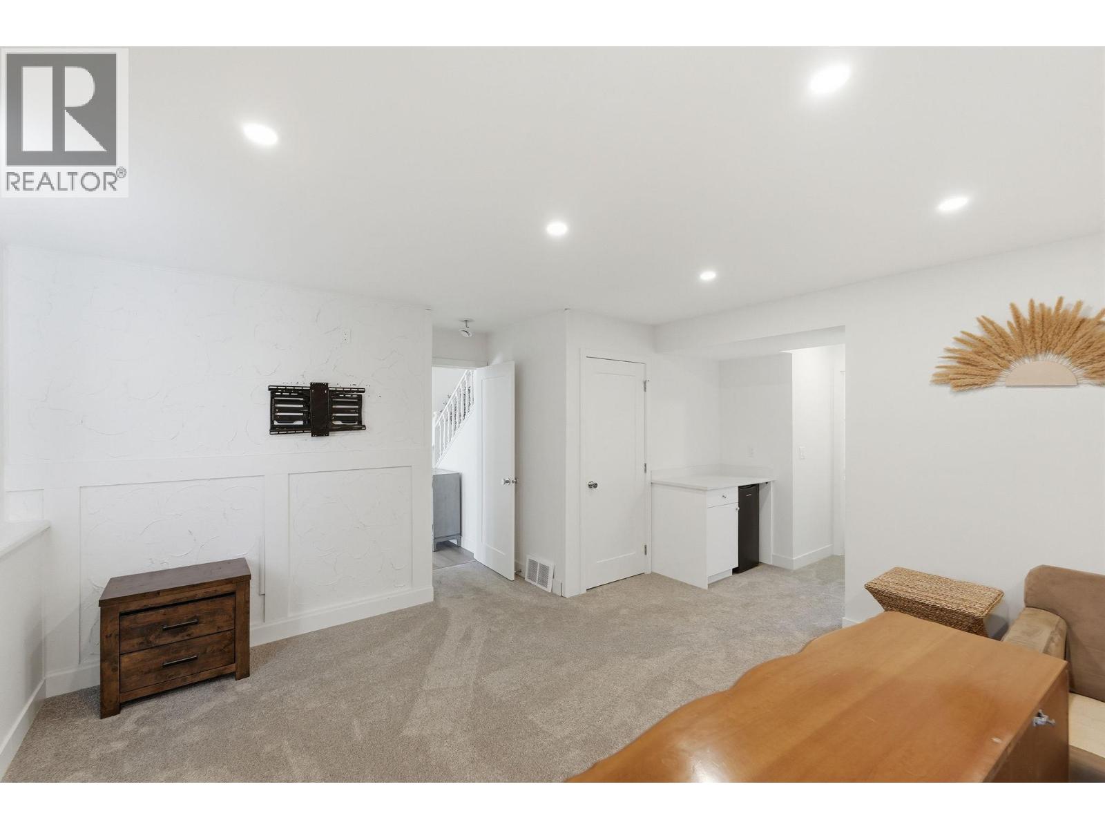 8913 JUBILEE Drive, Osoyoos