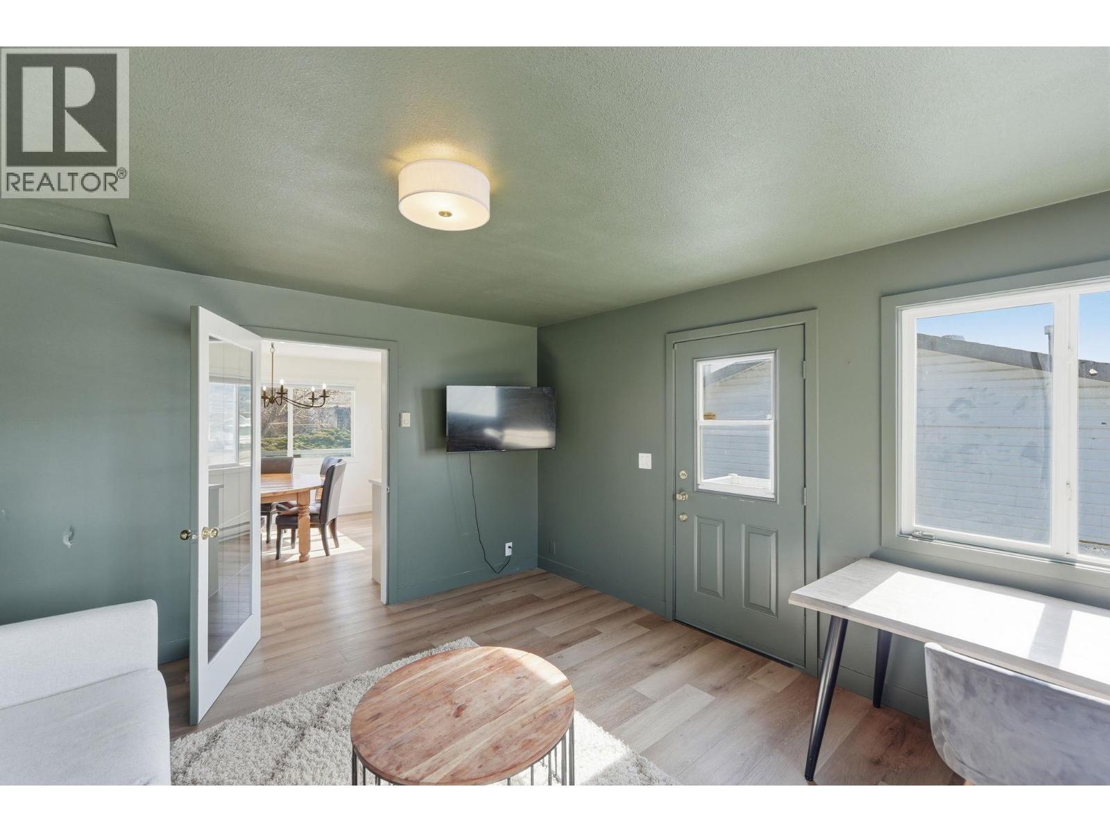 8913 JUBILEE Drive, Osoyoos