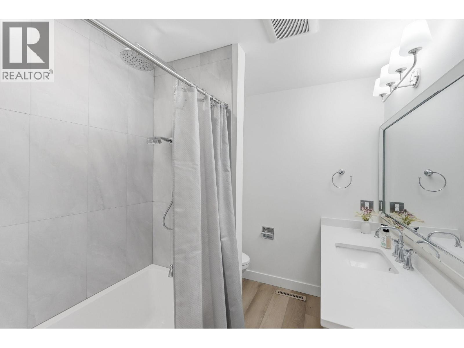 8913 JUBILEE Drive, Osoyoos