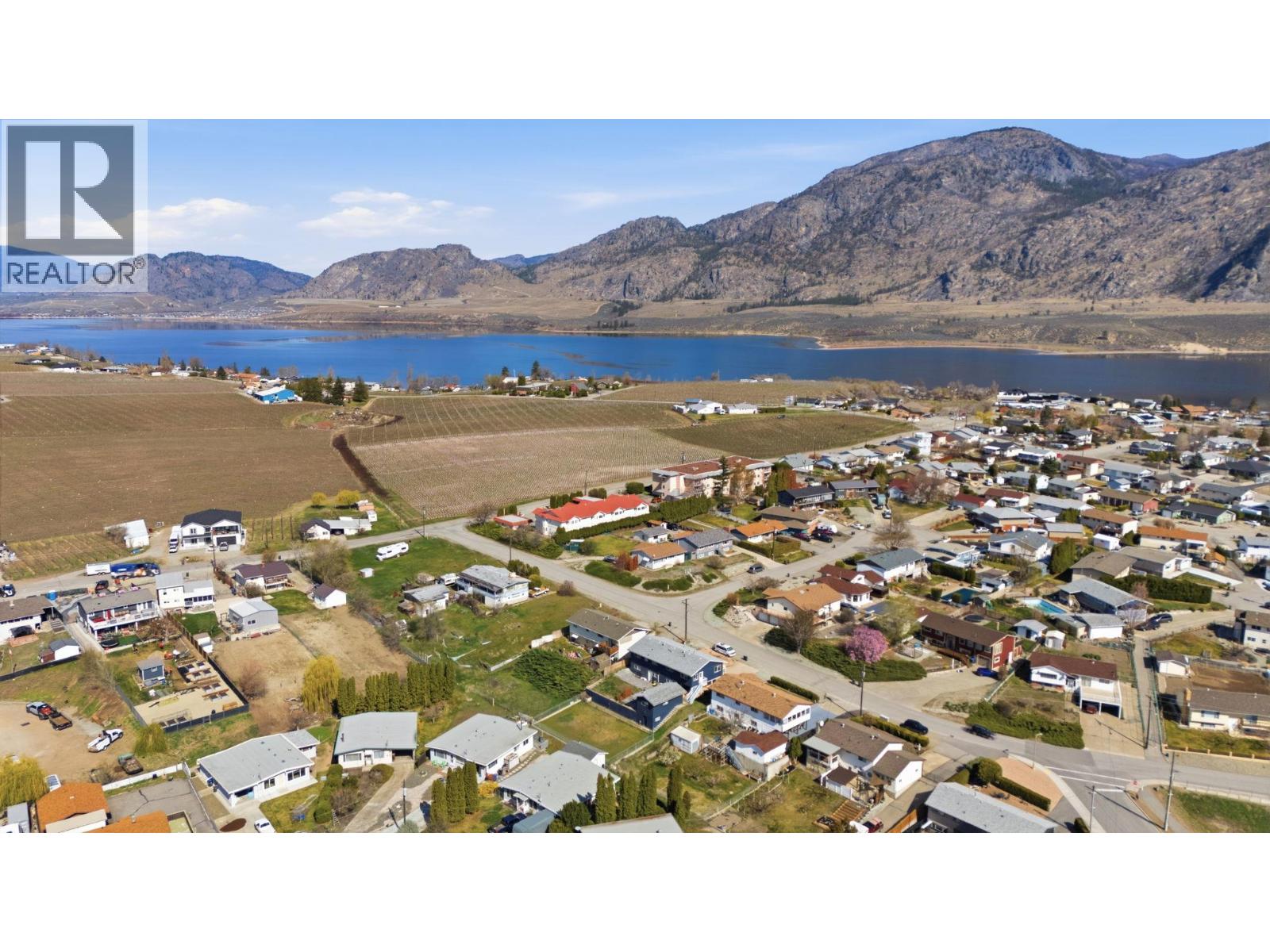 8913 JUBILEE Drive, Osoyoos