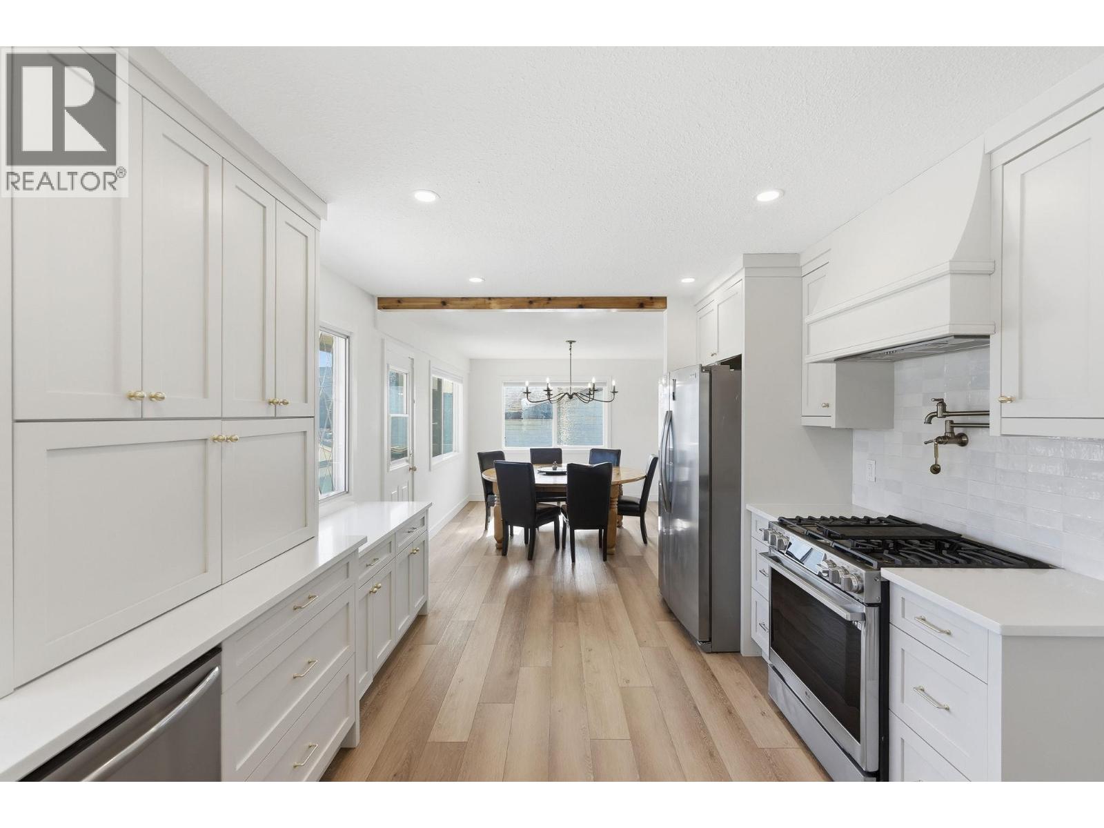 8913 JUBILEE Drive, Osoyoos